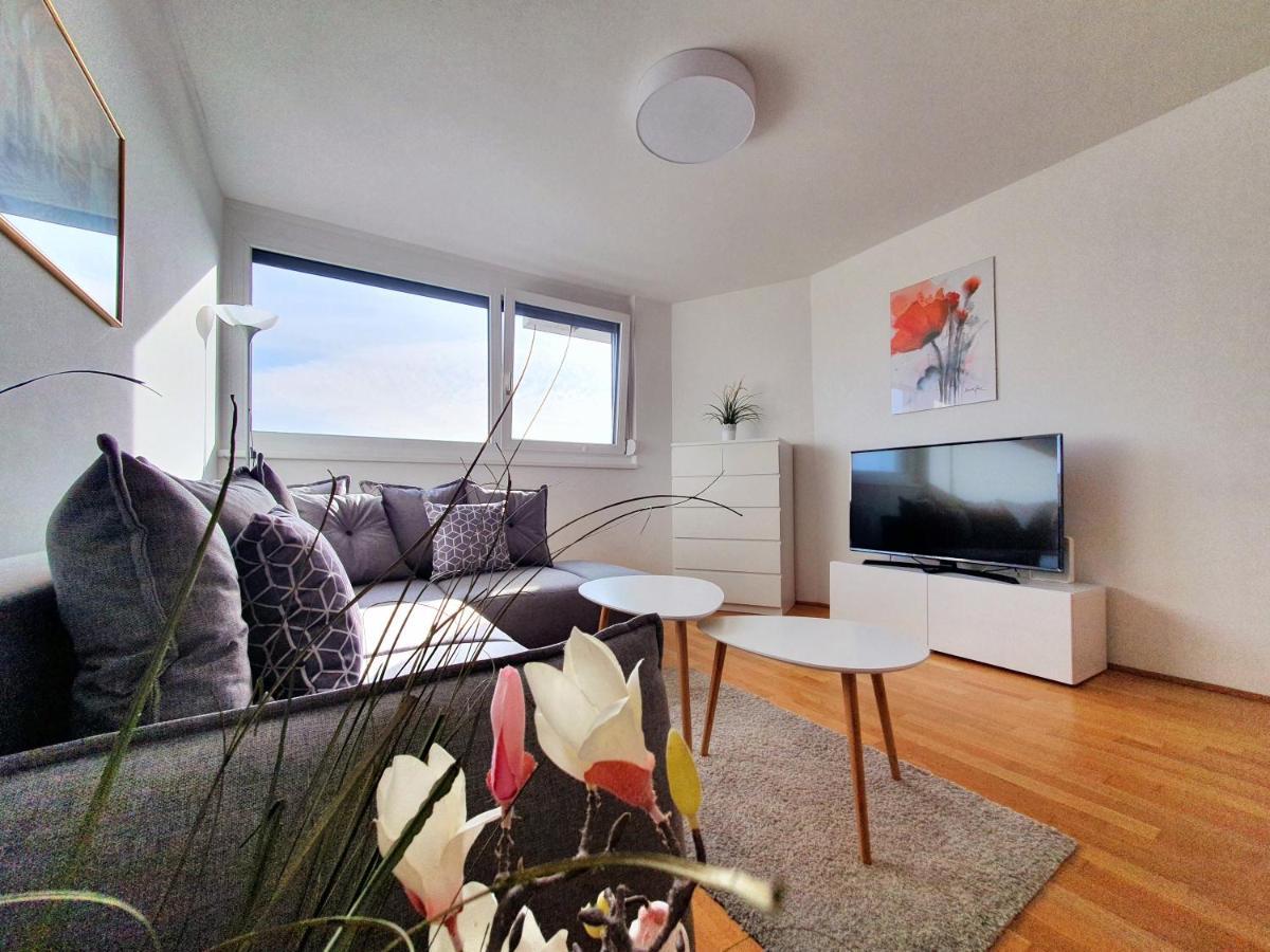 Near Lake Stylish & Fully Furnished Apartment Βιέννη Εξωτερικό φωτογραφία